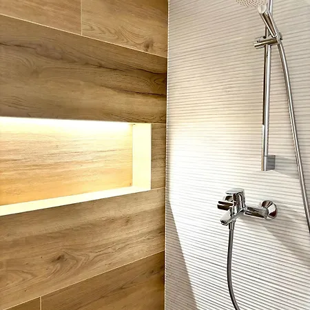 Blue Sky - Hrvatini Apartmán *