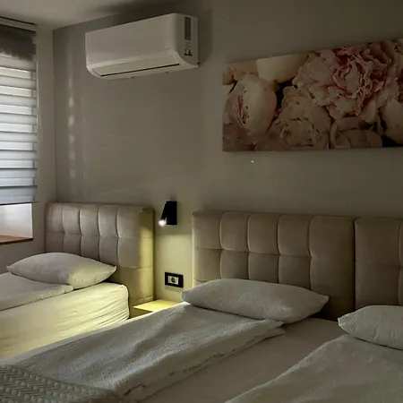Blue Sky - Hrvatini Apartma