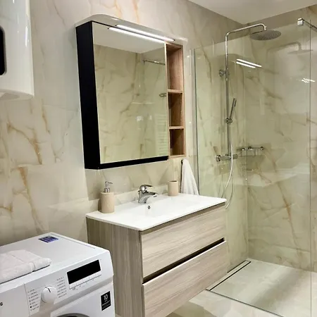 Blue Sky - Hrvatini *